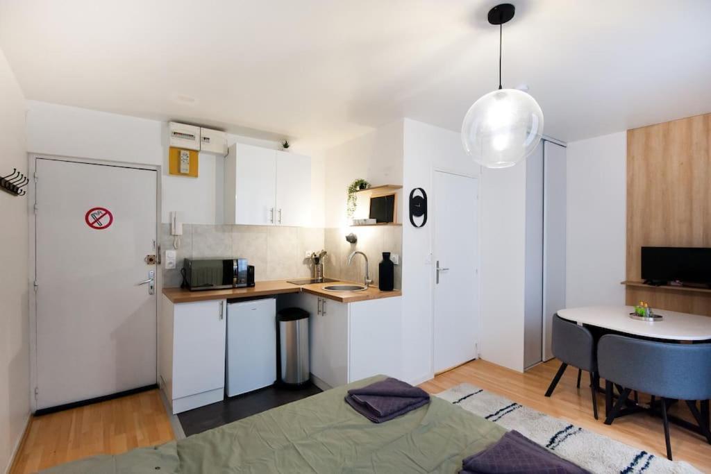 La Casa : Logement En Centre Ville, Cathedrale Amiens Exteriör bild